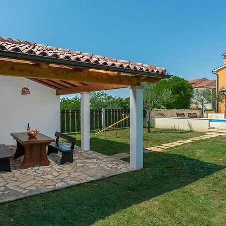 Spacious Four-Bedroom Villa Marija Klostar Екстер'єр фото