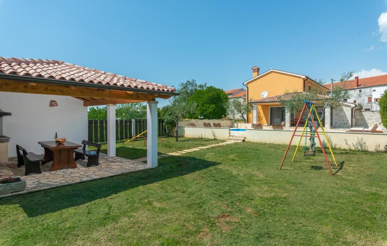 Spacious Four-Bedroom Villa Marija Klostar Екстер'єр фото