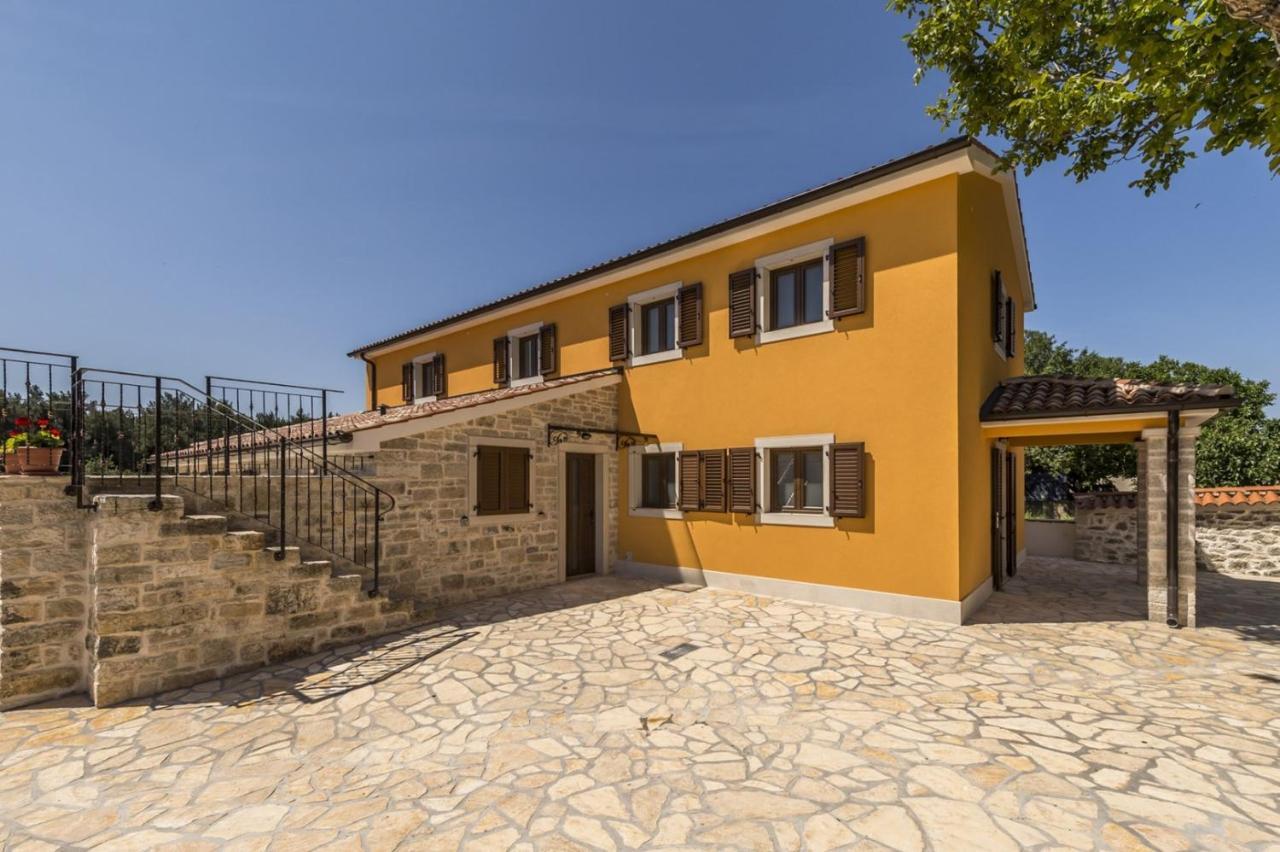 Spacious Four-Bedroom Villa Marija Klostar Екстер'єр фото