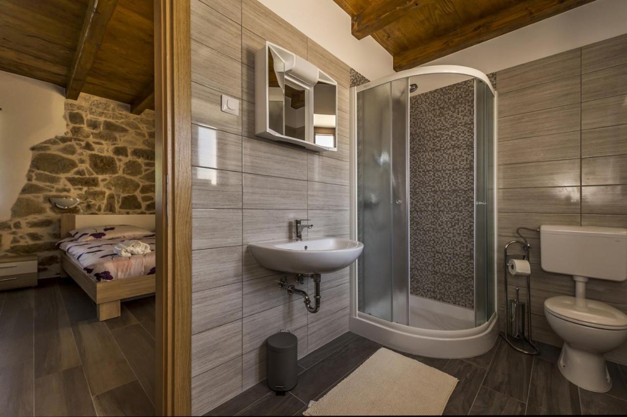 Spacious Four-Bedroom Villa Marija Klostar Екстер'єр фото
